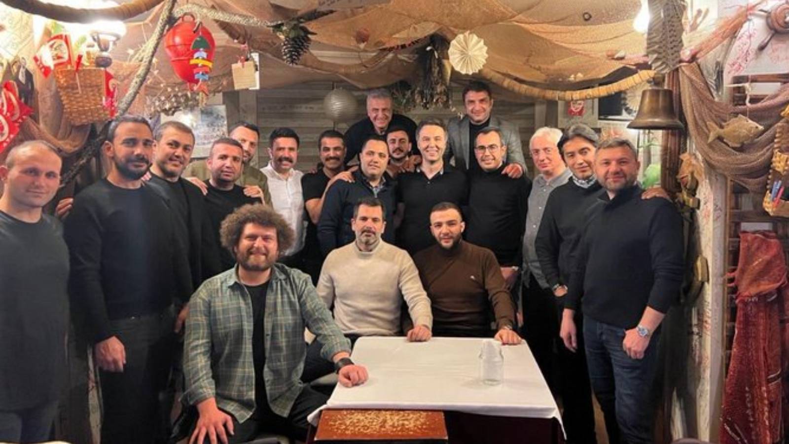 Αχμετ Σικ: «Πόλεμος εξουσίας πίσω από την υπόθεση Ερσόι» – Σεξ, ναρκωτικά και μήνυμα προς το MHP